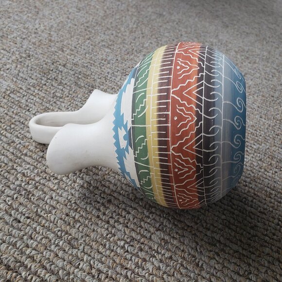 Navajo Wedding Vase Etched Signed - Picture 4 of 7